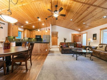 12479 Greenwood Drive, Truckee, CA 96161 Photo