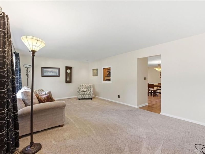 4900 Shady Hill Lane, Kettering, OH 45429 Photo 6