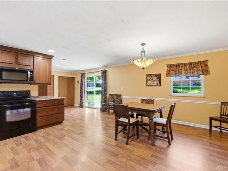 4900 Shady Hill Lane, Kettering, OH 45429 Photo 9