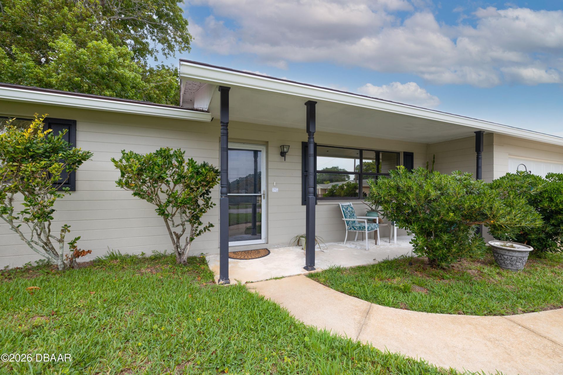 2324 Green Street, South Daytona, FL 32119 Main Photo
