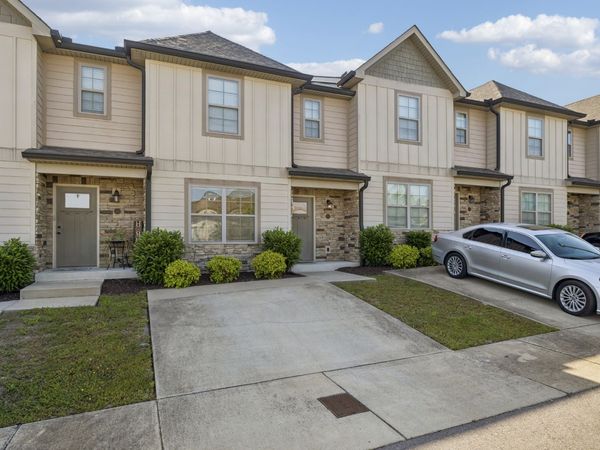254 Signature Pl, Lebanon, TN 37087