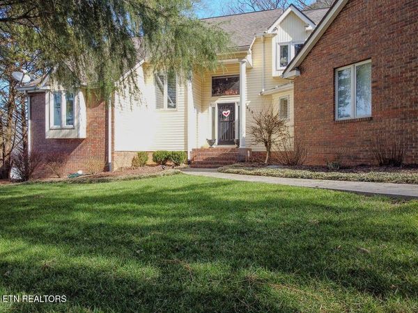2419 Breckenridge St , Athens, TN 37303