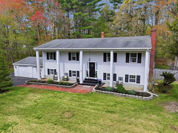 15 Hemlock Dr, Norwell, MA 02061