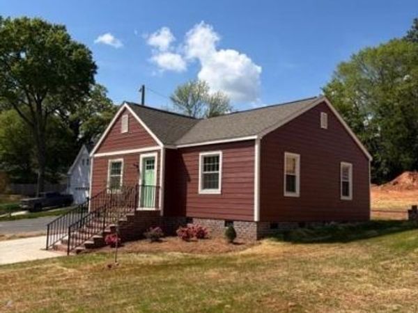 102 Lincoln Street , Belmont, NC 28012