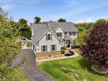 8705 Clarion Court, Green Oak Twp, MI 48116