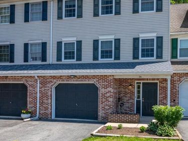 26 HIGHLAND COURT, REINHOLDS, PA 17569