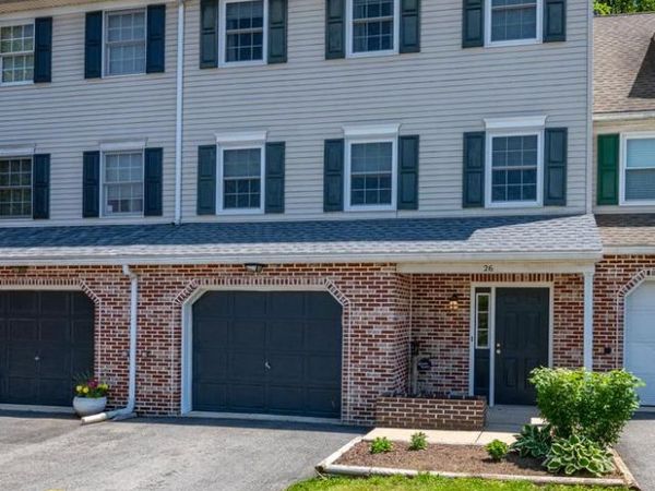26 HIGHLAND COURT , REINHOLDS, PA 17569