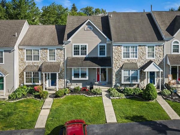 175 MEGAN CIRCLE, ASTON, PA 19014