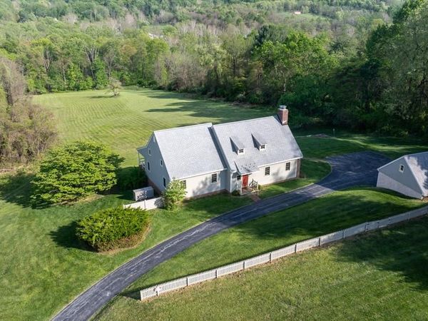 1420 STREET ROAD, CHESTER SPRINGS, PA 19425
