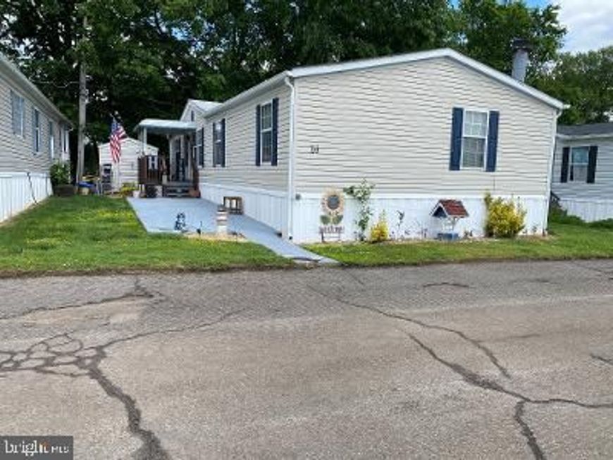 14 Thomas Lane, Sparrows Point, MD 21219 Main Photo