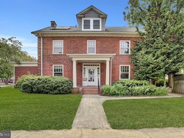 121 KENSINGTON AVENUE , TRENTON, NJ 08618