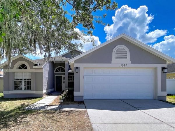 11027 STREAMSIDE DRIVE , TAMPA, FL 33624