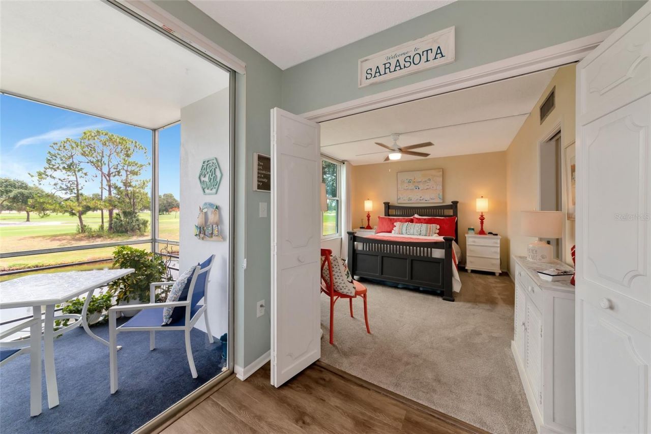 7461 W Country Club Drive N, Unit 203, Sarasota, FL 34243 Photo