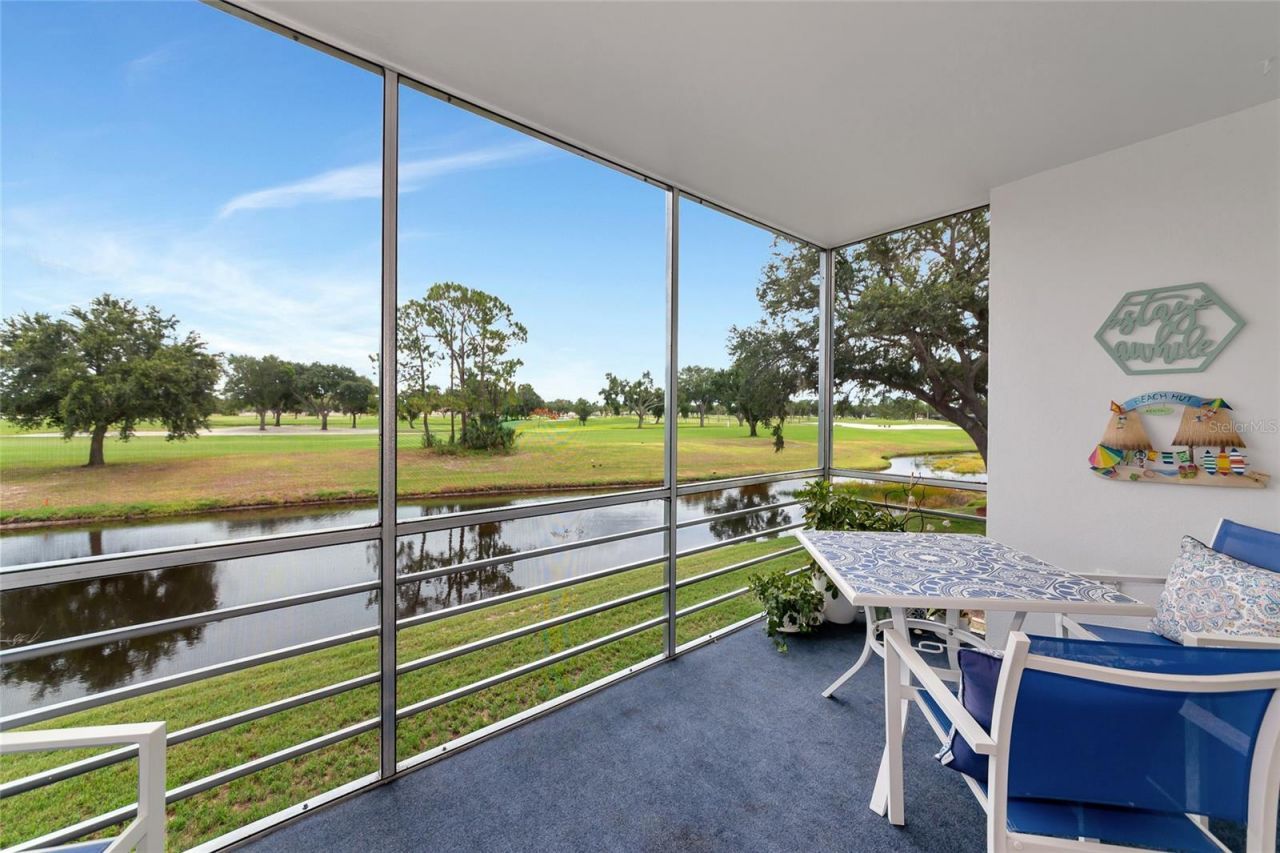 7461 W Country Club Drive N, Unit 203, Sarasota, FL 34243 Photo