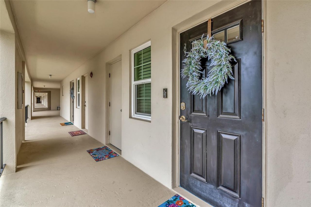 7461 W Country Club Drive N, Unit 203, Sarasota, FL 34243 Photo