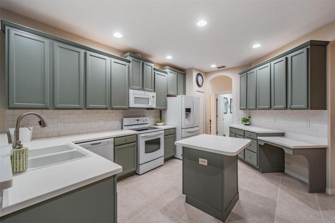 1624 Lakestone Drive , Trinity, FL 34655 Photo