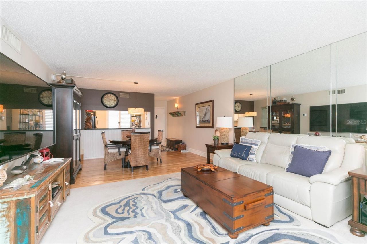 5510 Puerta Del Sol Boulevard S, Unit 232, Saint Petersburg, FL 33715 Photo
