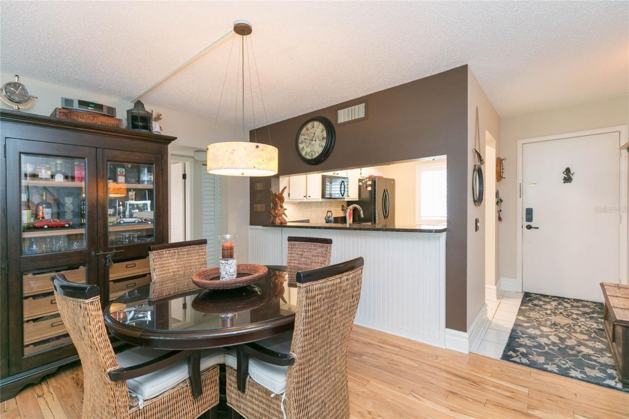 5510 Puerta Del Sol Boulevard S, Unit 232, Saint Petersburg, FL 33715 Photo