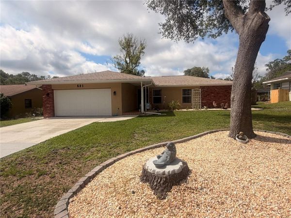 521 HIAWATHA AVENUE , INVERNESS, FL 34452