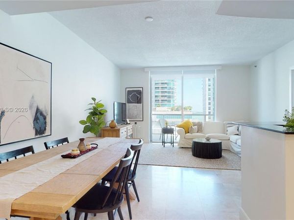 1060 Brickell Ave , Unit 1805, Miami, FL 33131