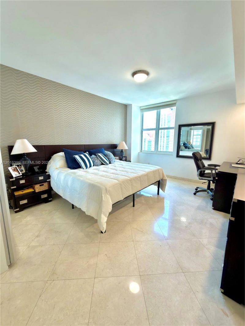 3330 NE 190th St , Unit 1610, Aventura, FL 33180 Photo