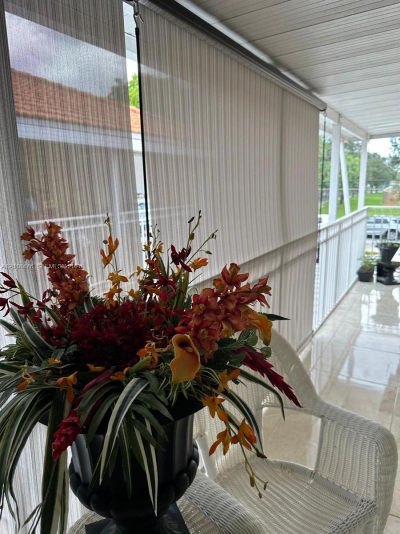 2485 W 76th St, Unit 201, Hialeah, FL 33016 Photo