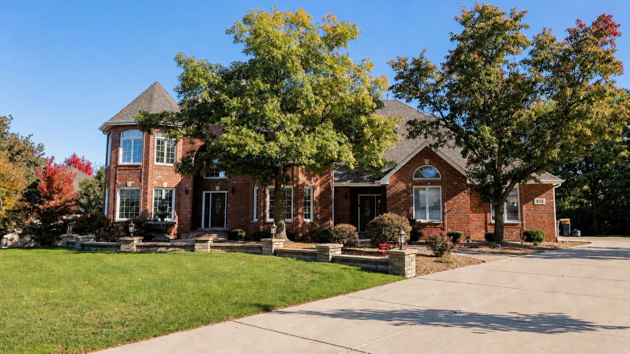 8110 W Basswood Road , Orland Park, IL 60462 Main Photo