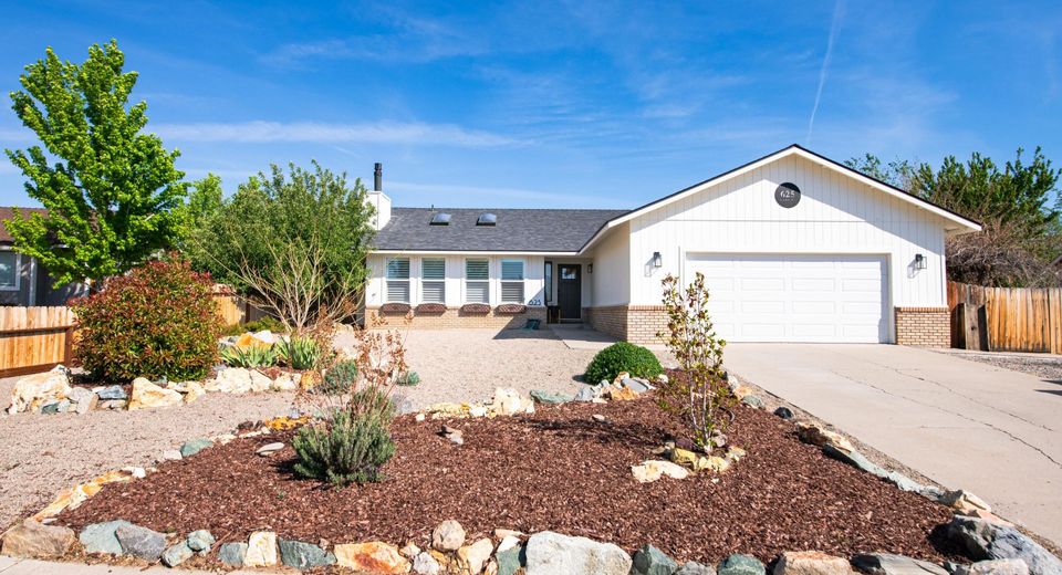 625 Adaline Way, Gardnerville, NV 89460 Photo
