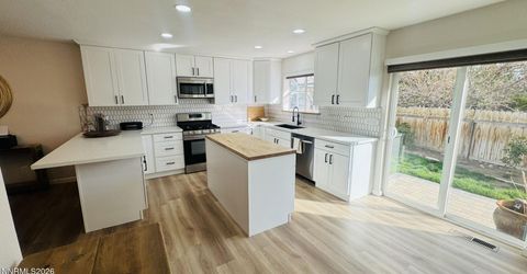 625 Adaline Way, Gardnerville, NV 89460 Photo