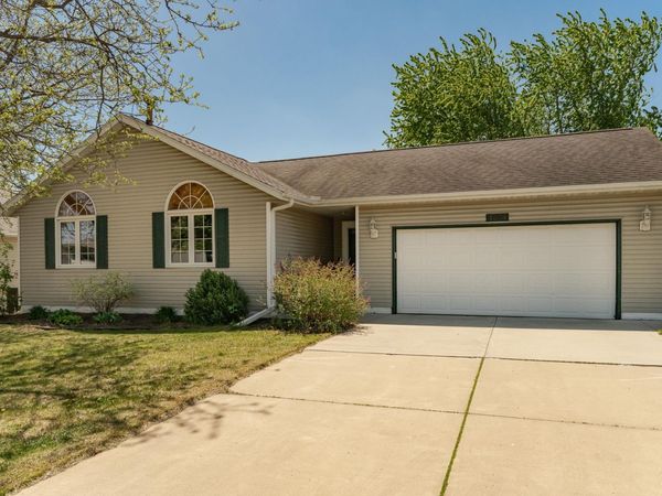 4434 8th Street NW, Rochester, MN 55901