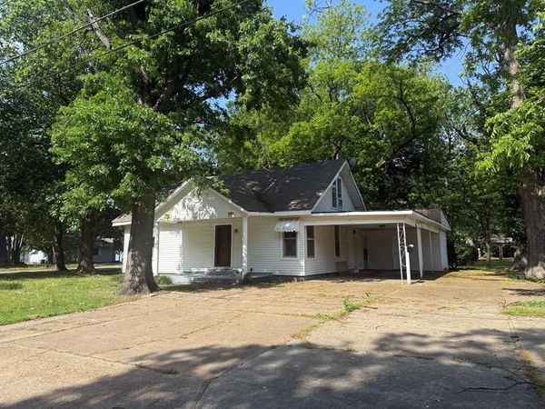 817 Howard, Blytheville, AR 72315