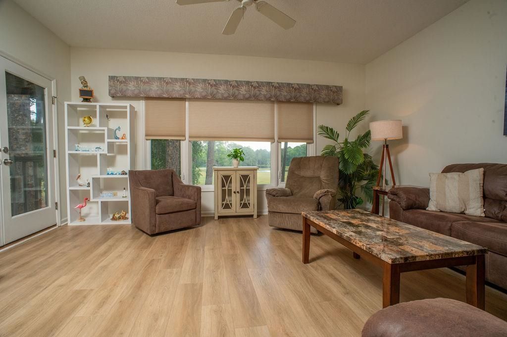 1221 Tidewater Dr. Photo 13