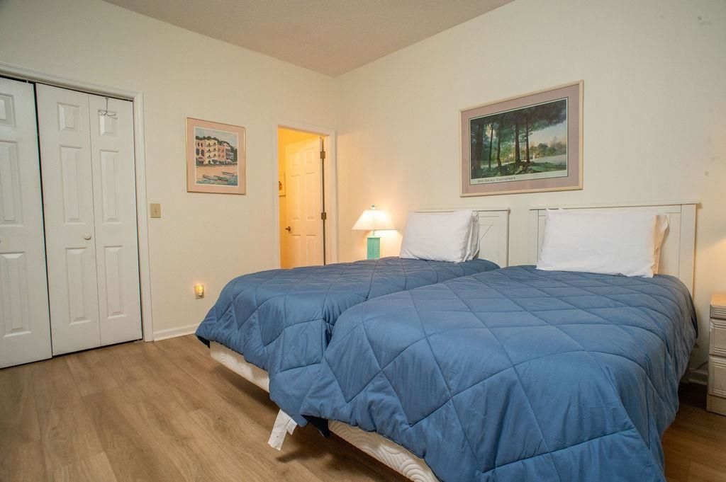 1221 Tidewater Dr. Photo 45