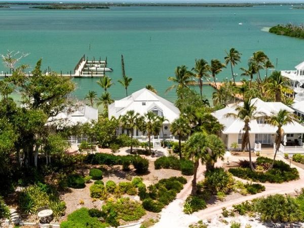 128 Useppa Island, USEPPA ISLAND, FL 33924
