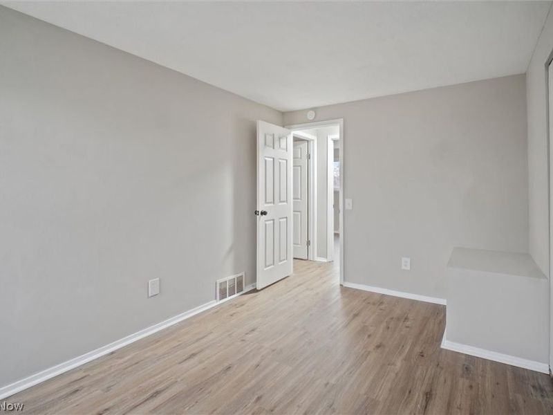 6699 Deer Court, Bedford Heights, OH 44146 Photo 16