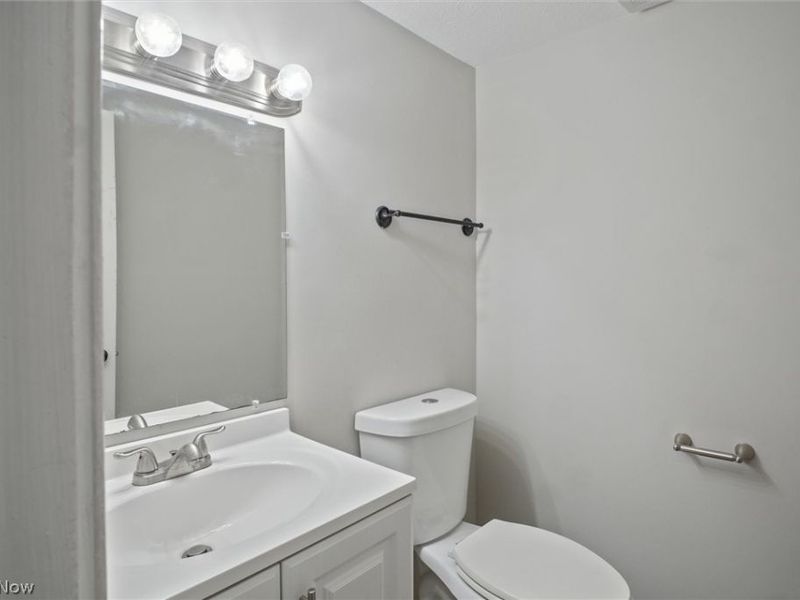 6699 Deer Court, Bedford Heights, OH 44146 Photo 19