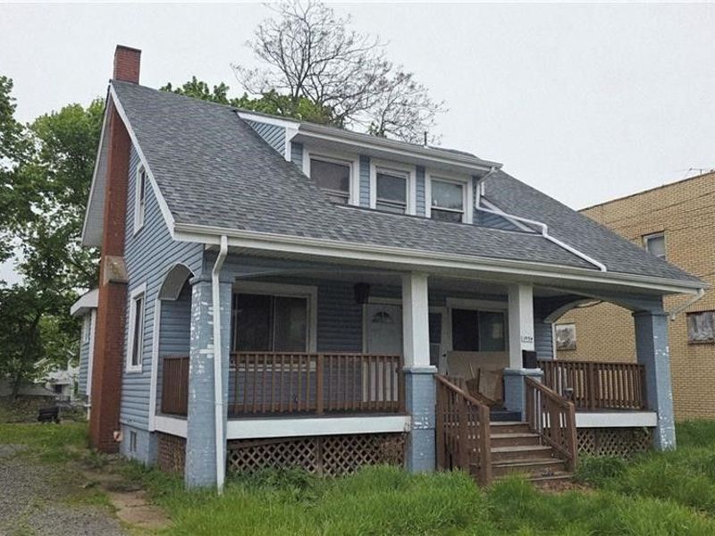 1934 E Midlothian Boulevard, Youngstown, OH 44502 Photo 8