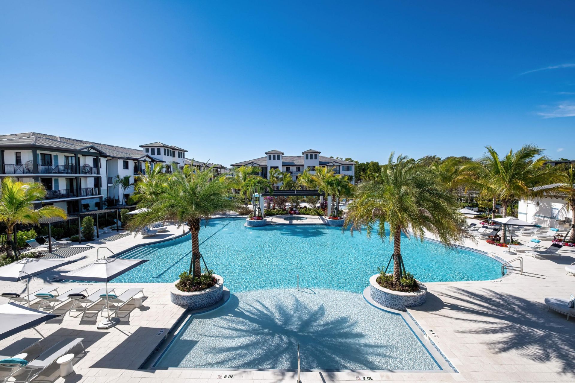 2000 Stirling Road, Unit 14-103, Hollywood, FL 33020 Photo