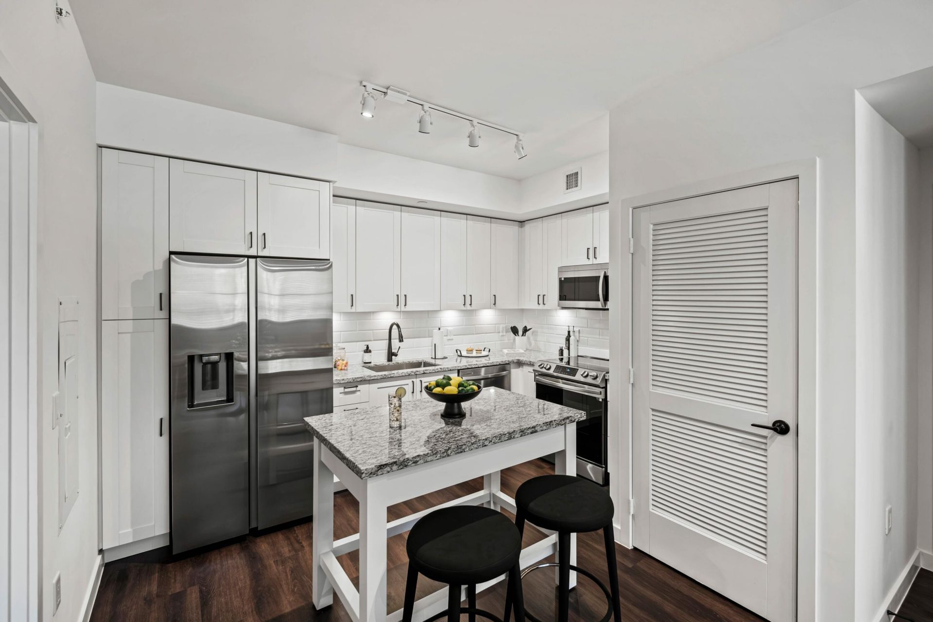 2000 Stirling Road, Unit 14-103, Hollywood, FL 33020 Photo