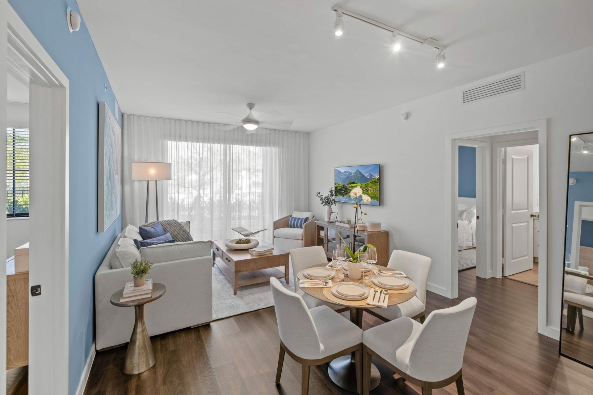 2000 Stirling Road, Unit 14-103, Hollywood, FL 33020 Photo