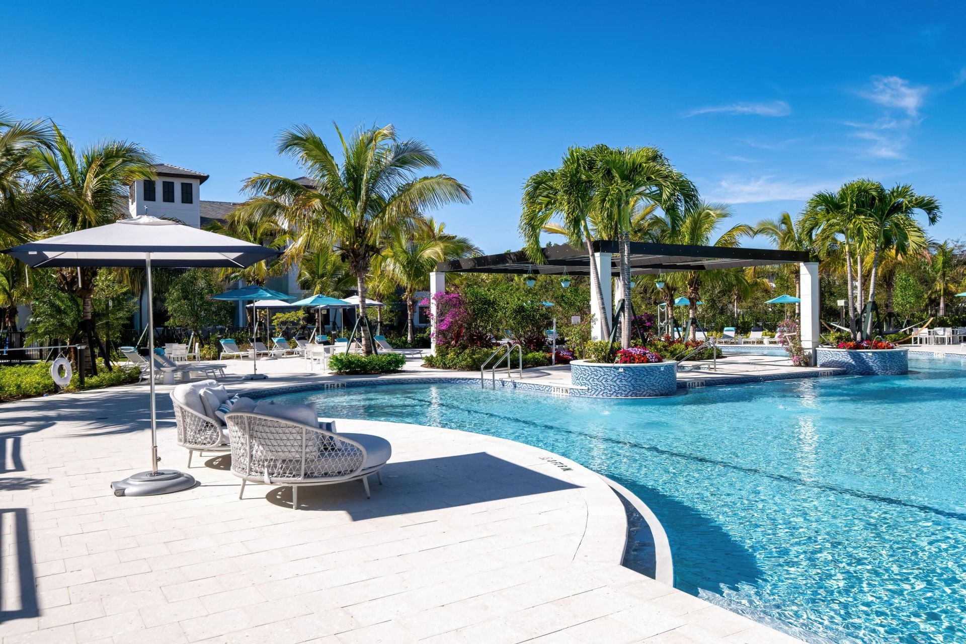 2000 Stirling Road, Unit 14-103, Hollywood, FL 33020 Photo