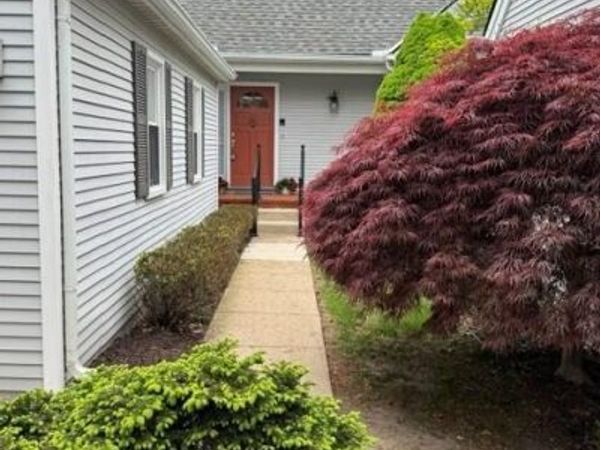 531 Heritage Drive, Ann Arbor, MI 48105
