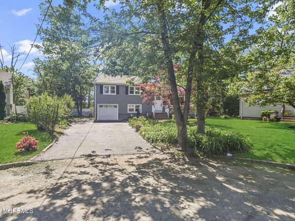 1585 Saint Ann Street, Scotch Plains, NJ 07076