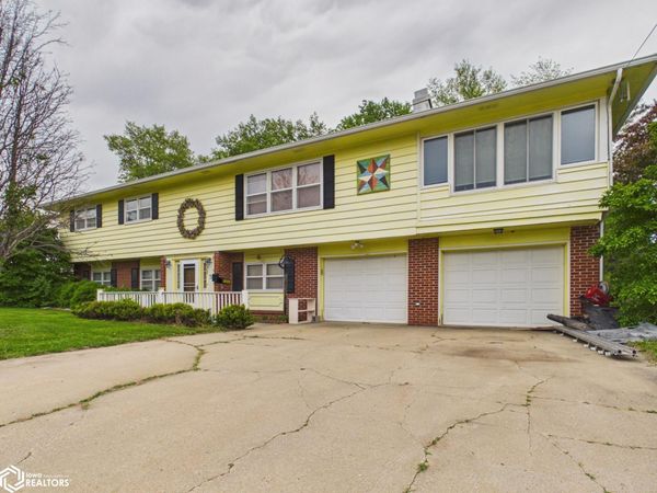 1307 Longman Drive, Shenandoah, IA 51601