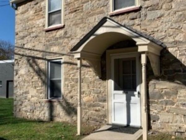 325 Greenwich St, Greenwich, NJ 08886