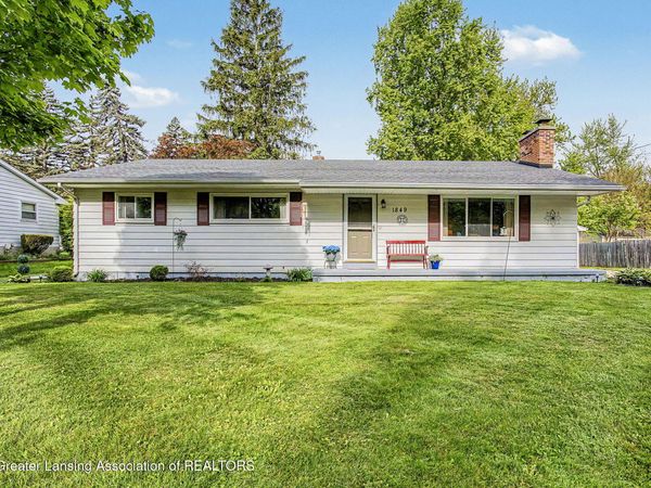 1849 Hall Street, Holt, MI 48842