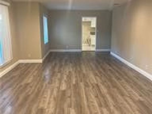 11145 Roscoe Boulevard, Sun Valley, CA 91352