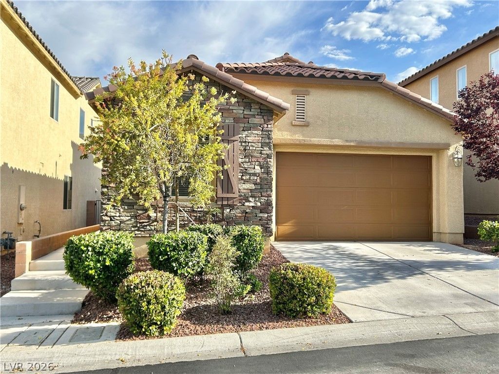 10639 College Hill Avenue, Las Vegas, NV 89166 Main Photo
