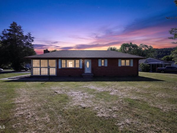 200 Fairacres Drive, Bristol, TN 37620