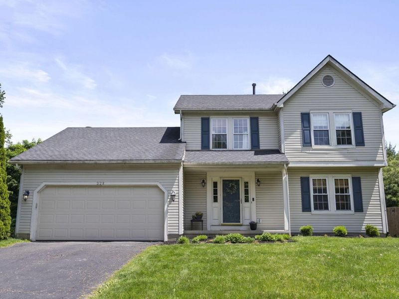 328 Meadows Boulevard, Pickerington, OH 43147 Photo 1